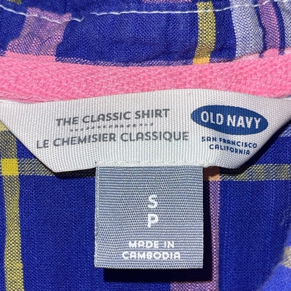Old Navy plaid button up shirt - Picture 2 of 3